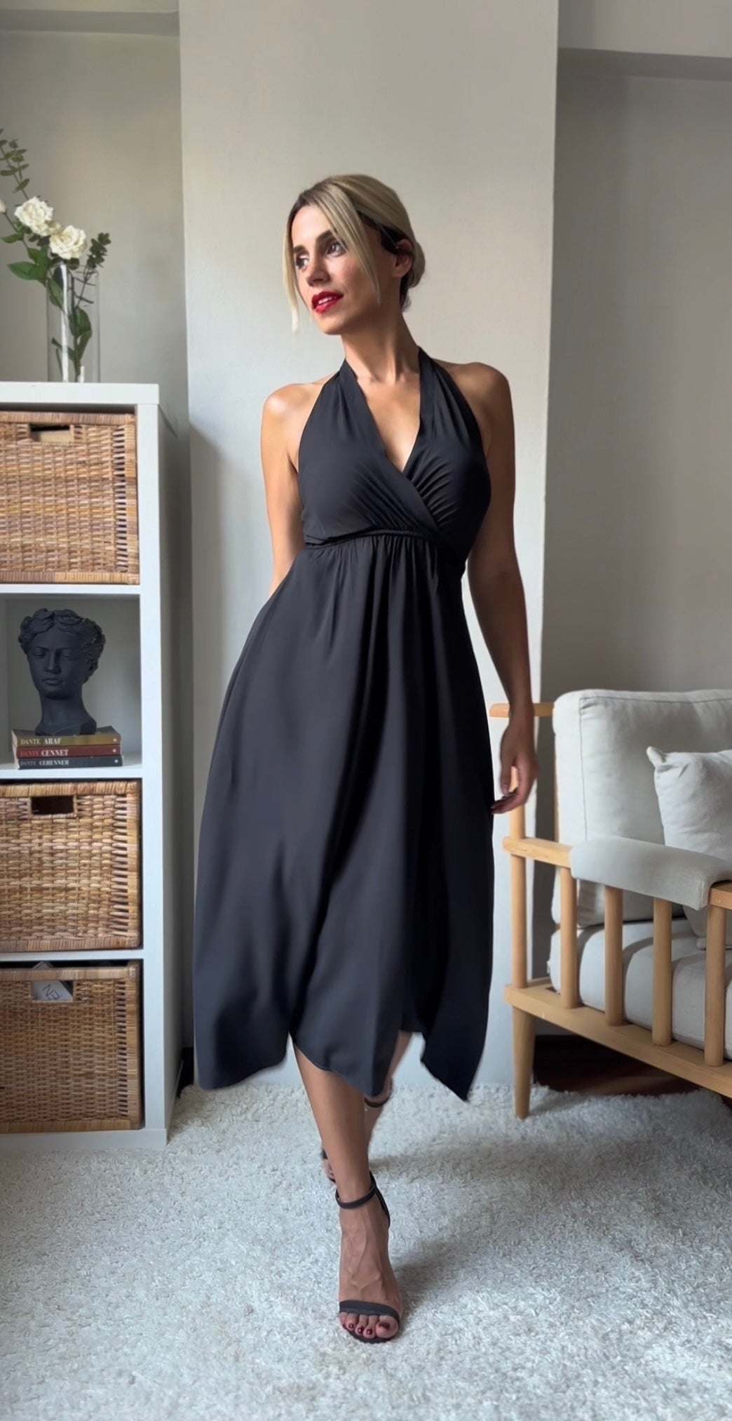 Premium sırt detay siyah elbise