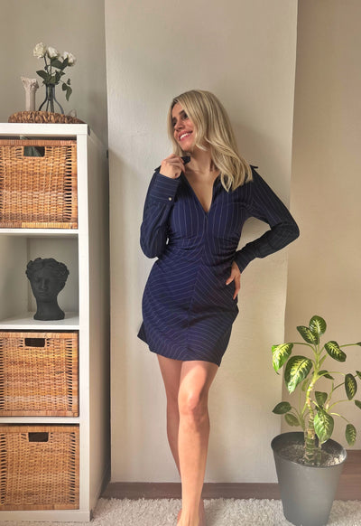 ÖN FERMUAR DETAY ELBİSE